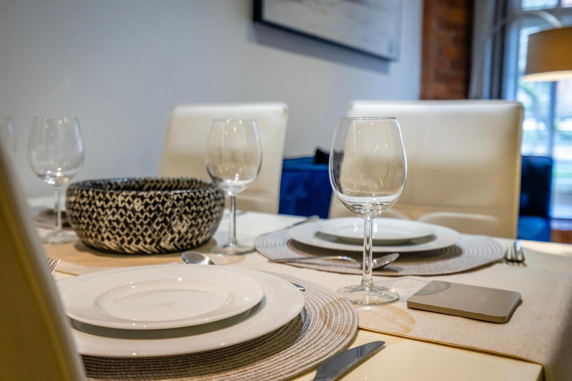 31 Cocoa Suites York Eksteriør bilde